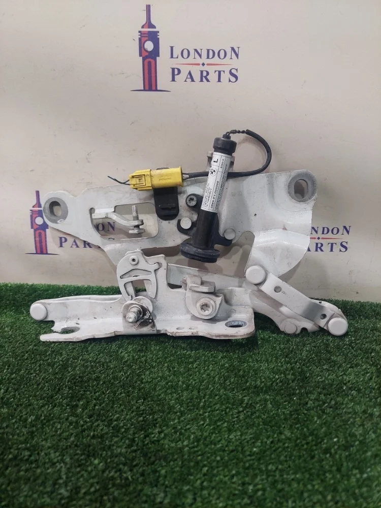 Петля капота BMW F10