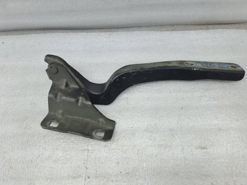 Петля капота Nissan Qashqai 2010 J10