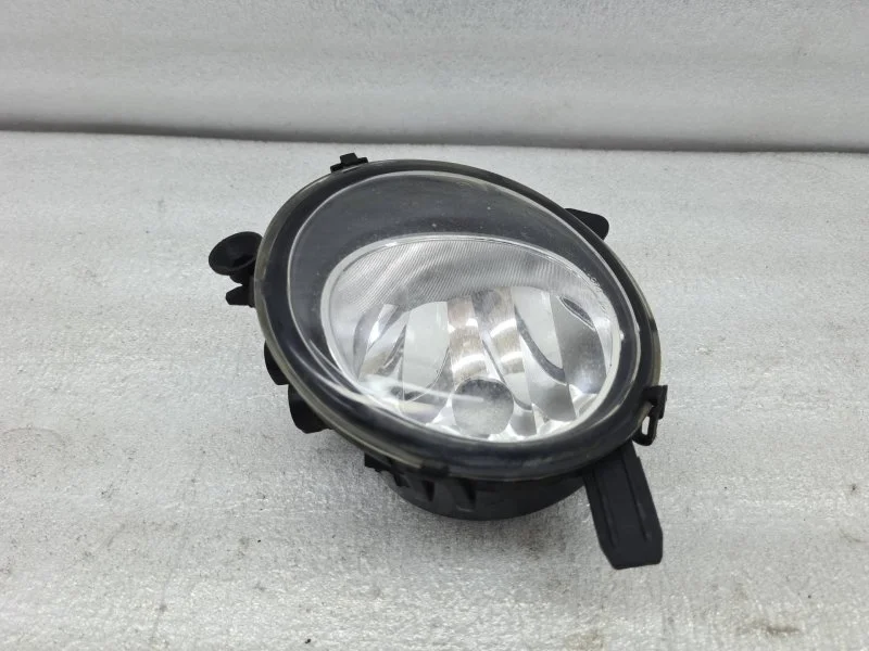 Фара противотуманная BMW 3 серия 2014 F30