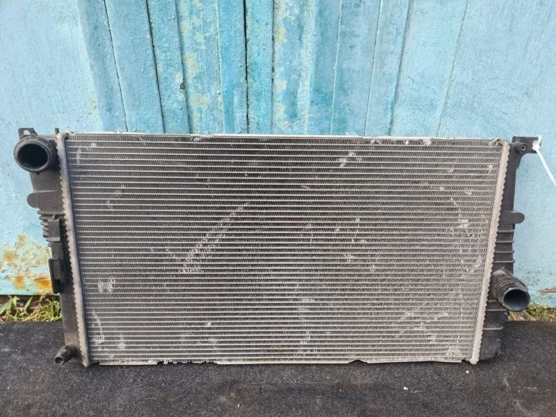 Радиатор охлаждения двигателя BMW 3 серия 2014 F30