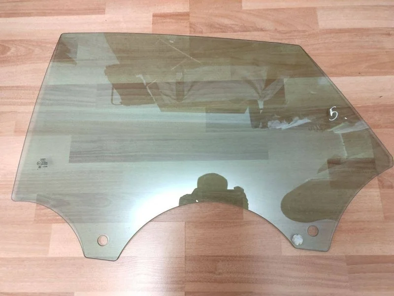 Стекло двери Audi A7 2011 4G