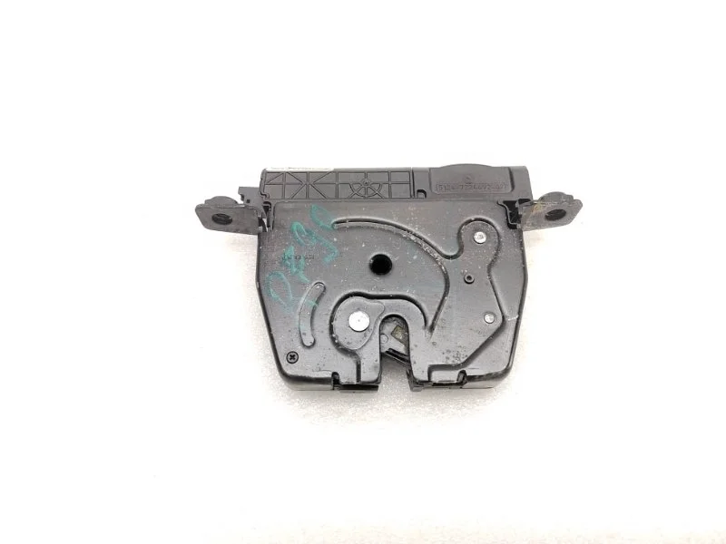 Замок багажника BMW 3 серия 2014 F30