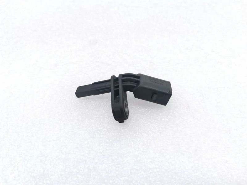 Датчик abs Volkswagen Tiguan 2012 5N