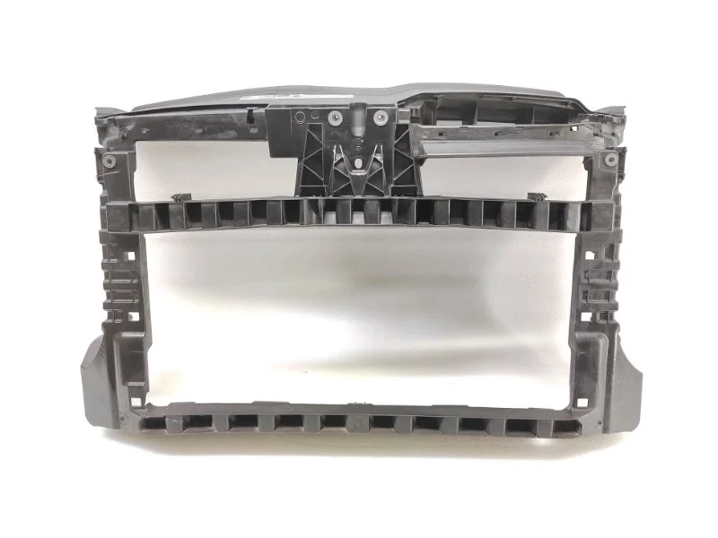 Передняя панель (телевизор) Volkswagen Golf 2012 6