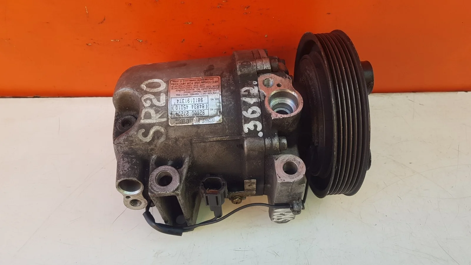 компрессор кондиционера NISSAN AVENIR 1, W10   НИССАН   АВЕНИР   ЕКСПЕРТ   EXPERT    926002j204 1990-1999 (контрактная запчасть)