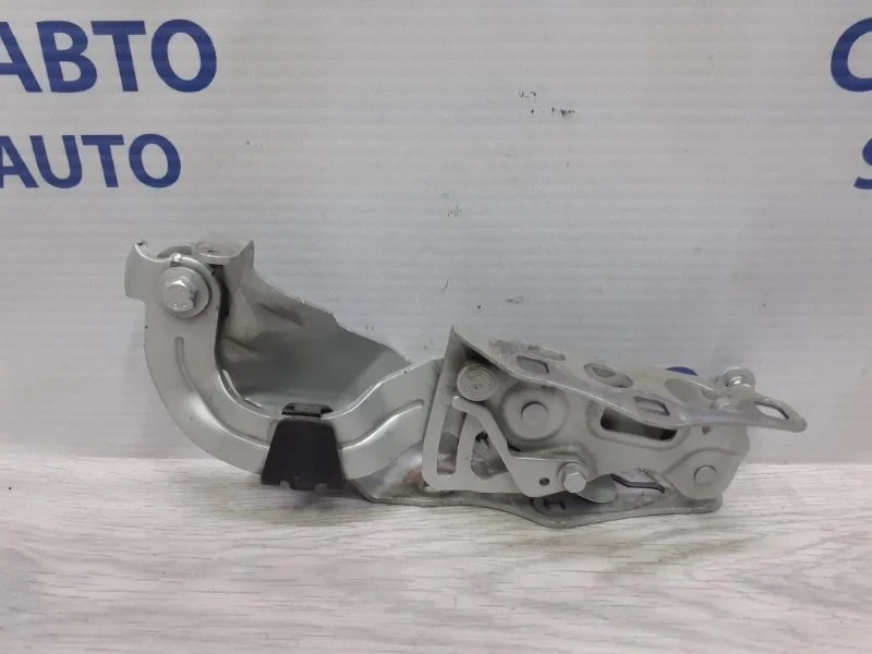 Петля капота Mercedes-Benz C-Class A2058800828 W205 2.0, левая