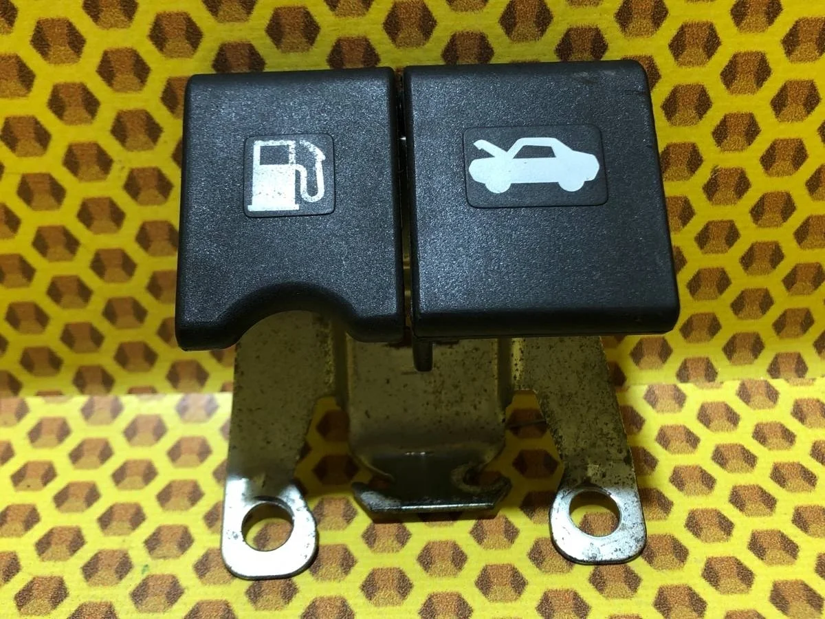 Ручка открывания капота Nissan Note 2011 E11