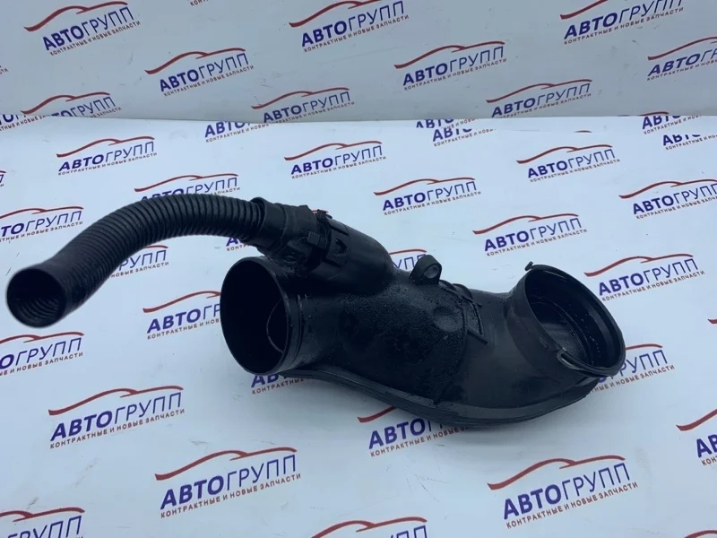 Патрубок воздушного фильтра BMW 530D 2010 F07