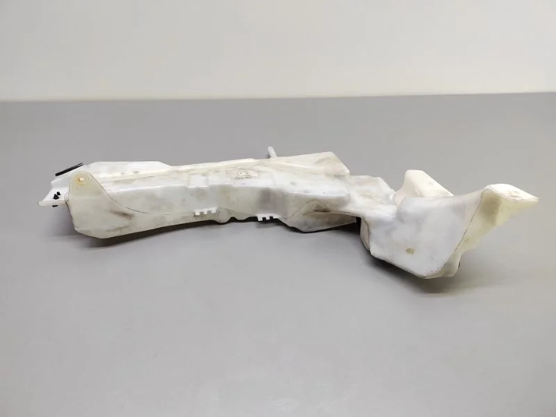 Бачок омывателя Ford Kuga 2011