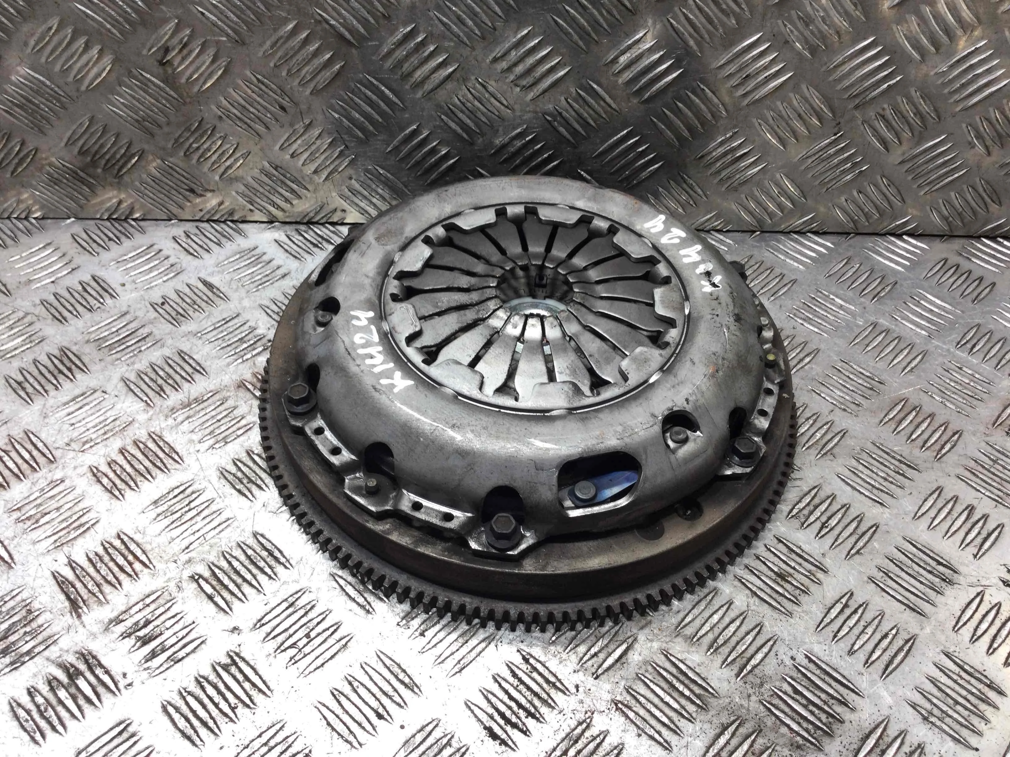 Маховик Ford C-MAX 1 поколение [рестайлинг] (2007-2010) бензин 1.6 i Механика