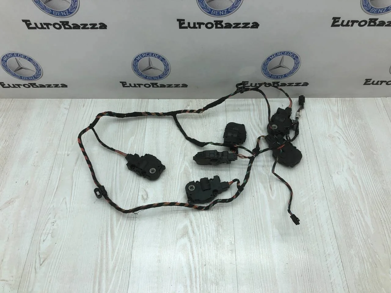 Сервопривод печки с проводкой Mercedes W164