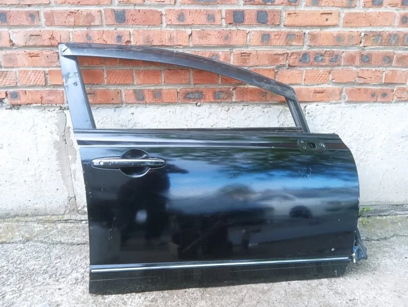 Дверь передняя правая Honda Civic 4D FD R18A1