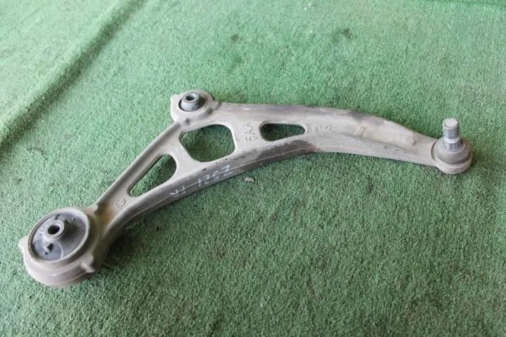 Б.у. рычаг NISSAN MURANO Z52 NISSAN MURANO Z52