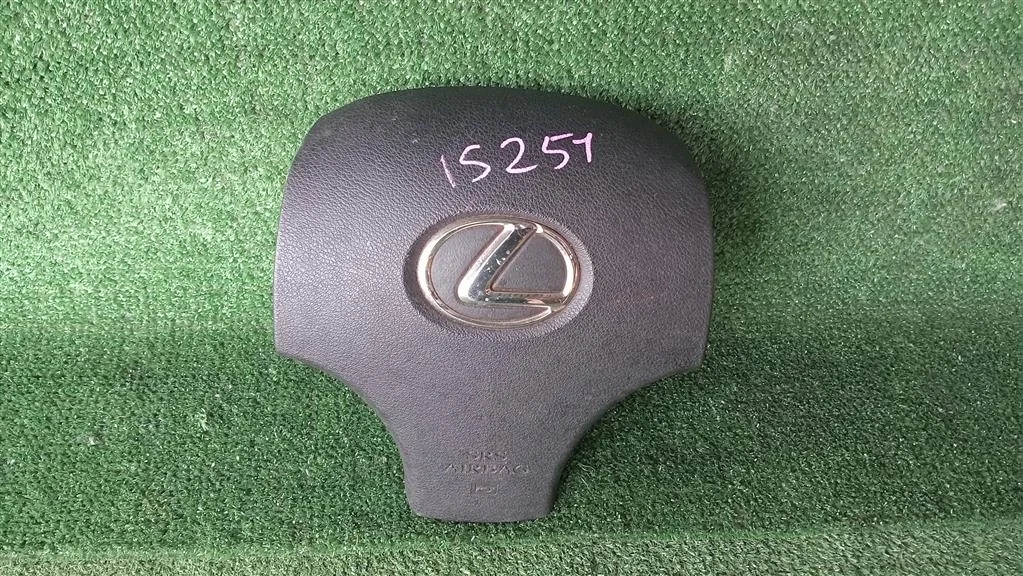 Б.у. подушка безопасности водителя LEXUS IS250 GSE20 LEXUS IS250 GSE20