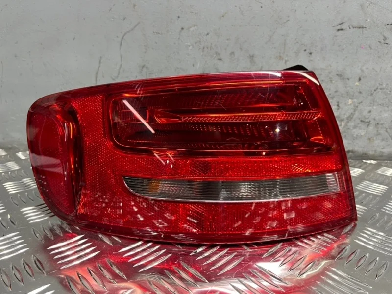 Фонарь Audi A4 Дорест B8