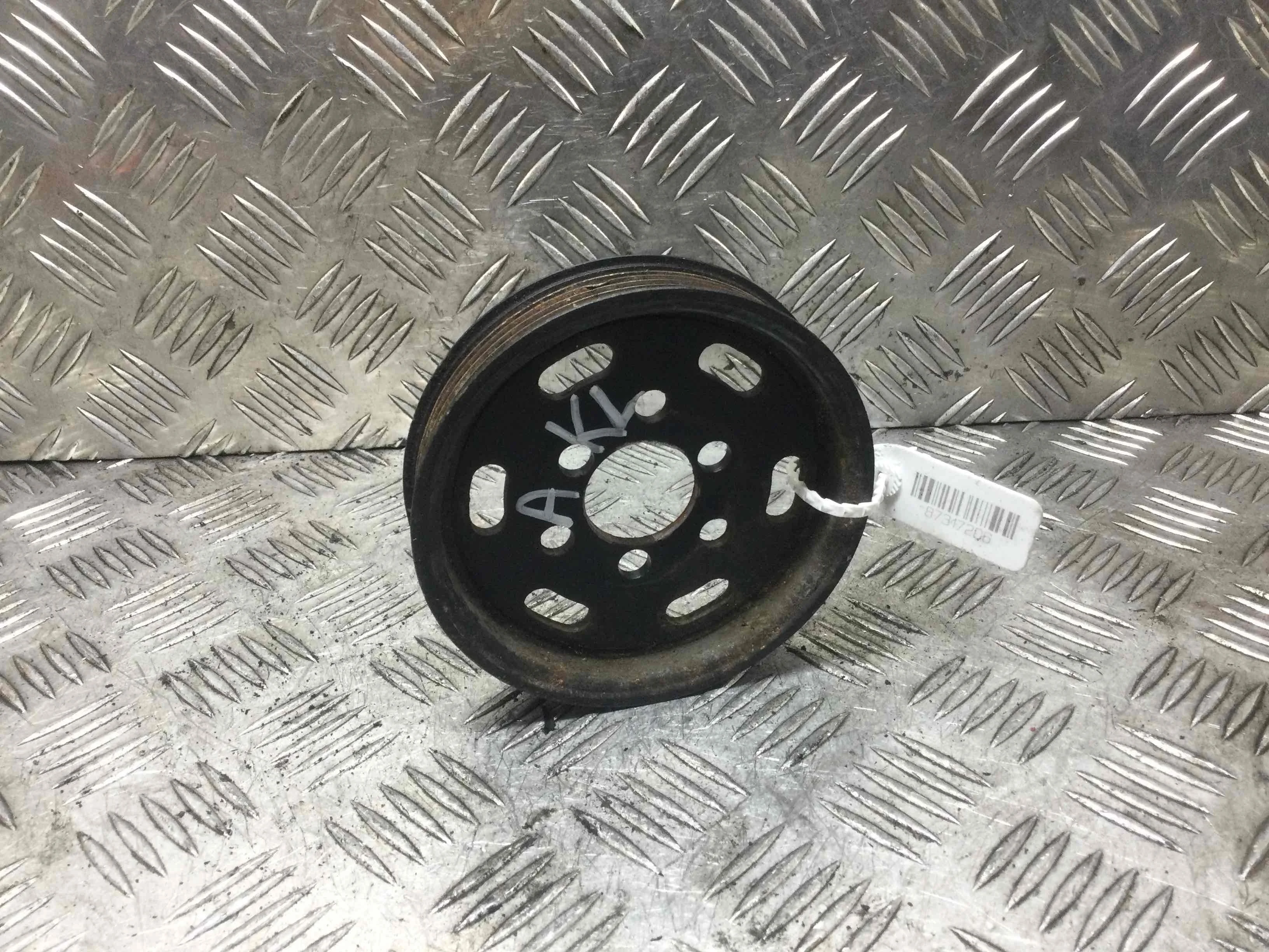 Шкив насоса гидроусилителя Volkswagen Bora Bora (1J) 1998 - 2005 бензин 1.6 TDS Механика Х/б