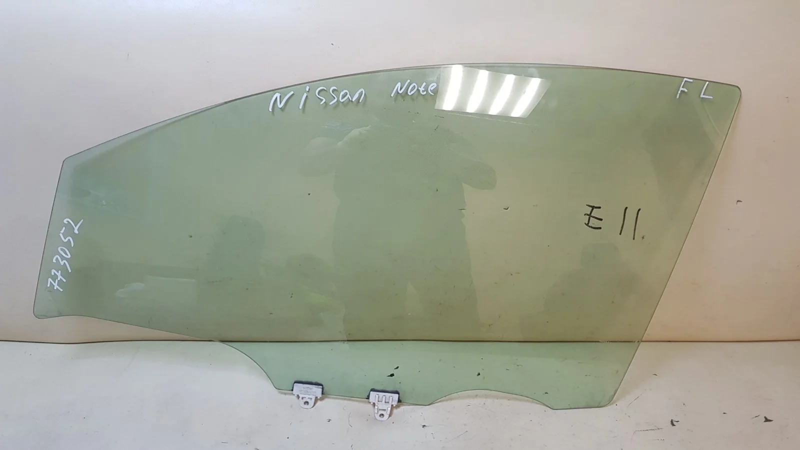 стекло двери переднее левое NISSAN NOTE 1, E11   НИССАН   НОУТ   НОТ   Передний Левый  803019U000 2005-2013 (контрактная запчасть)