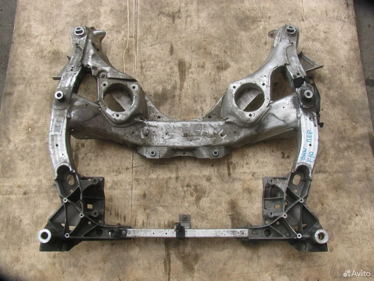 Подрамник bmw 520 525 530 630 730 f01 f10 f12 2wd