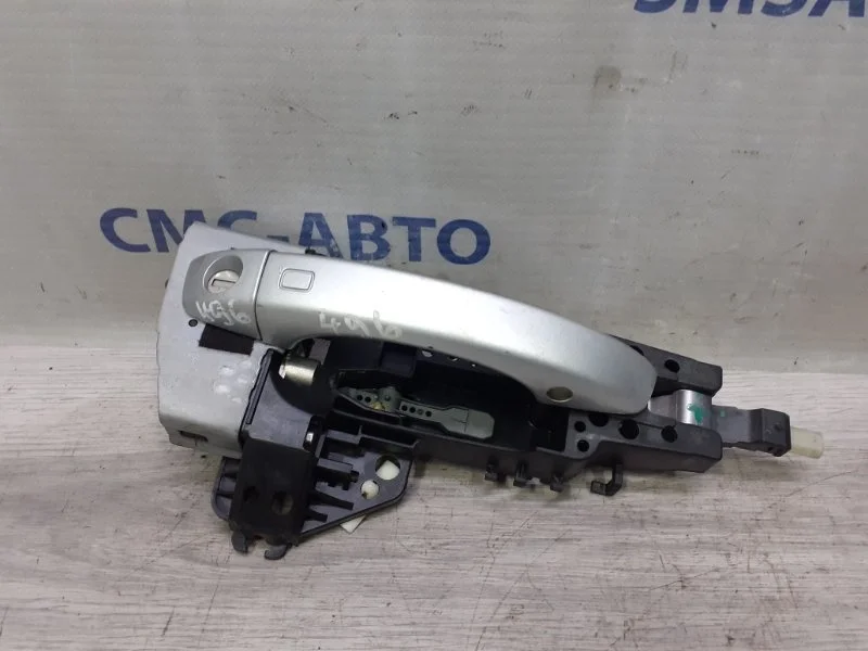 Ручка двери наружная Audi A8 2010 4H0837206BGRU D4 3.0 CGW, правая