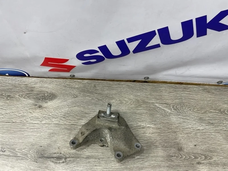 Кронштейн кпп FORD MONDEO 4 2011 BE