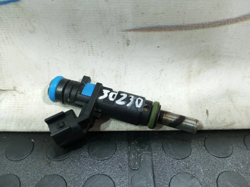 Форсунка топливная Chevrolet Cruze J300 F16D4 2008