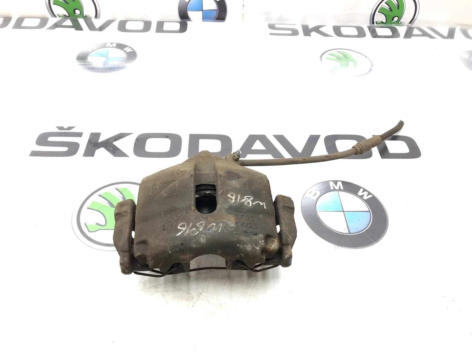 Суппорт тормозной Skoda Superb 2015 1K0615123E 2 РЕСТ (3T), передний левый