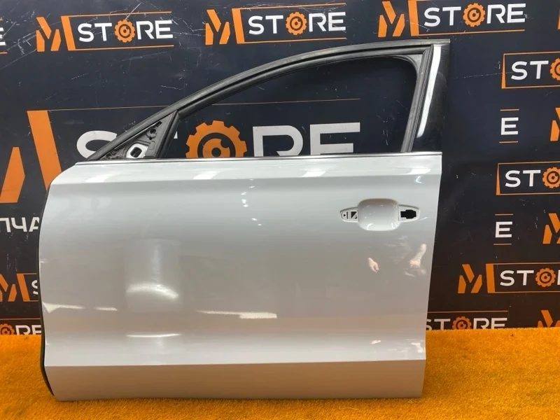 Дверь Audi A8 2011 D4/4H