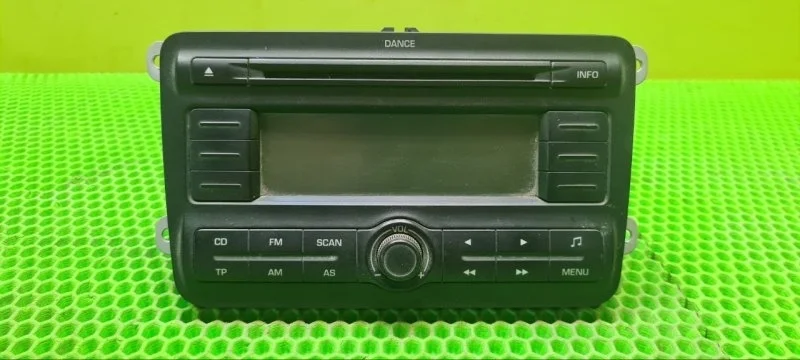 Магнитола Skoda Fabia MK2 2010