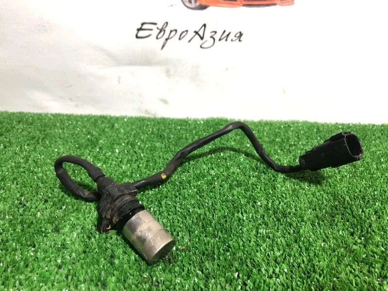Датчик положения коленвала Volvo S60 S80 V70 Xc70 Xc90 1275599