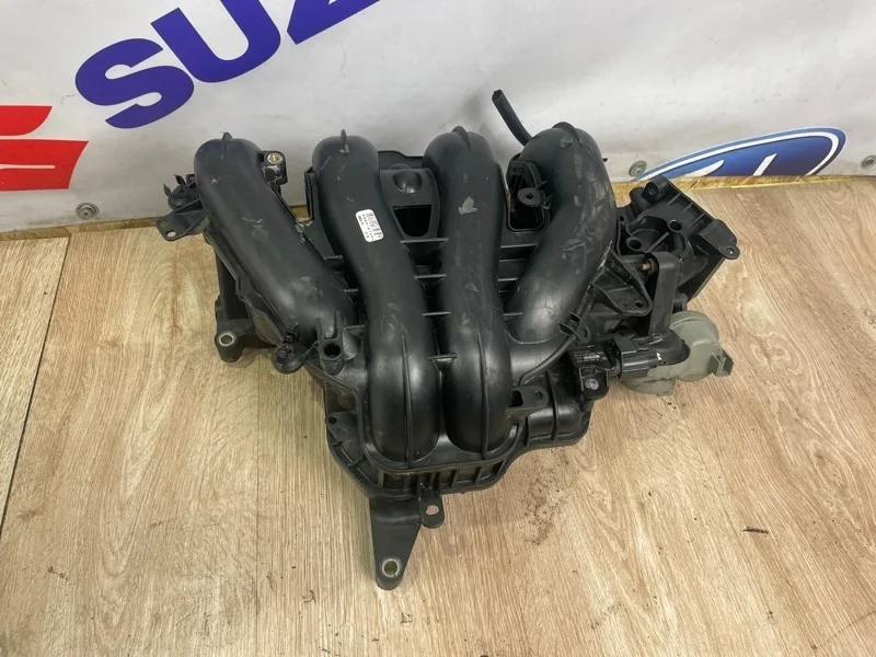 Коллектор впускной FORD FOCUS 2 2008
