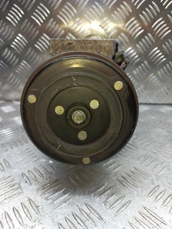 Компрессор кондиционера Nissan Qashqai X-Trail 2006-2013 92600CY09E J10 T31 MR20DE