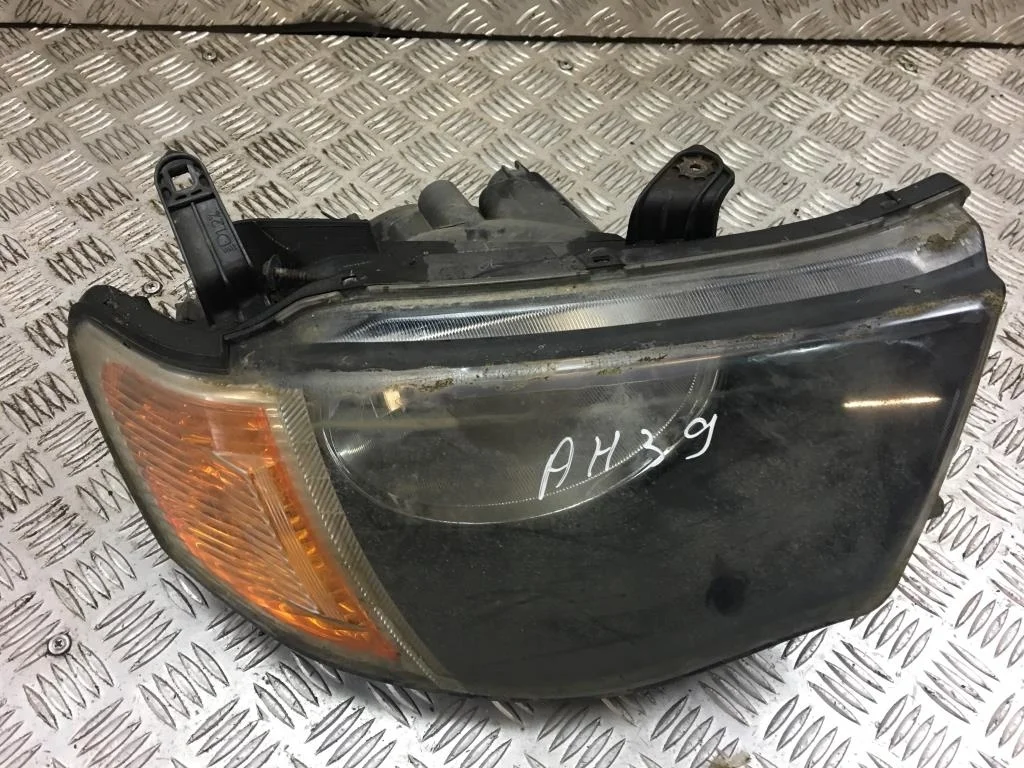 Фара передняя правая MITSUBISHI L200 KB4T 2006-20