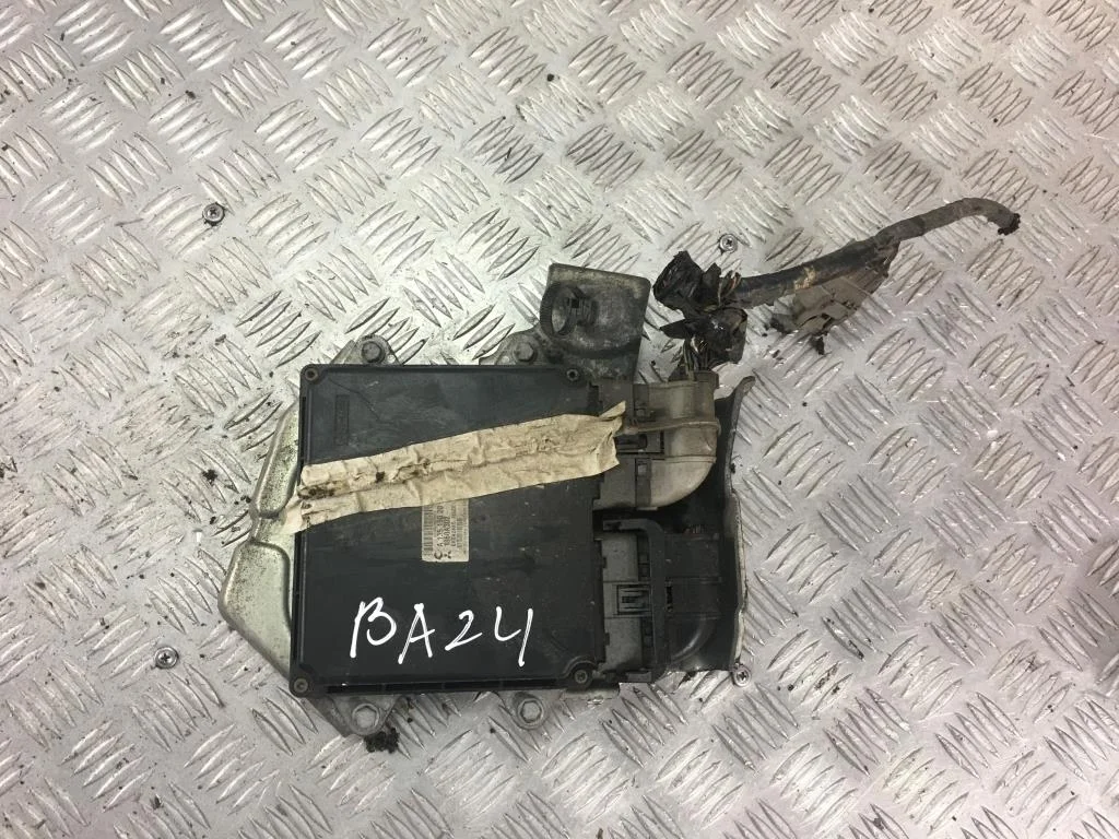 Блок управления двигателем MITSUBISHI Colt Z34 VI