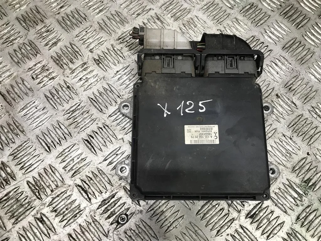 Блок управления двигателем MITSUBISHI Colt Z34 VI