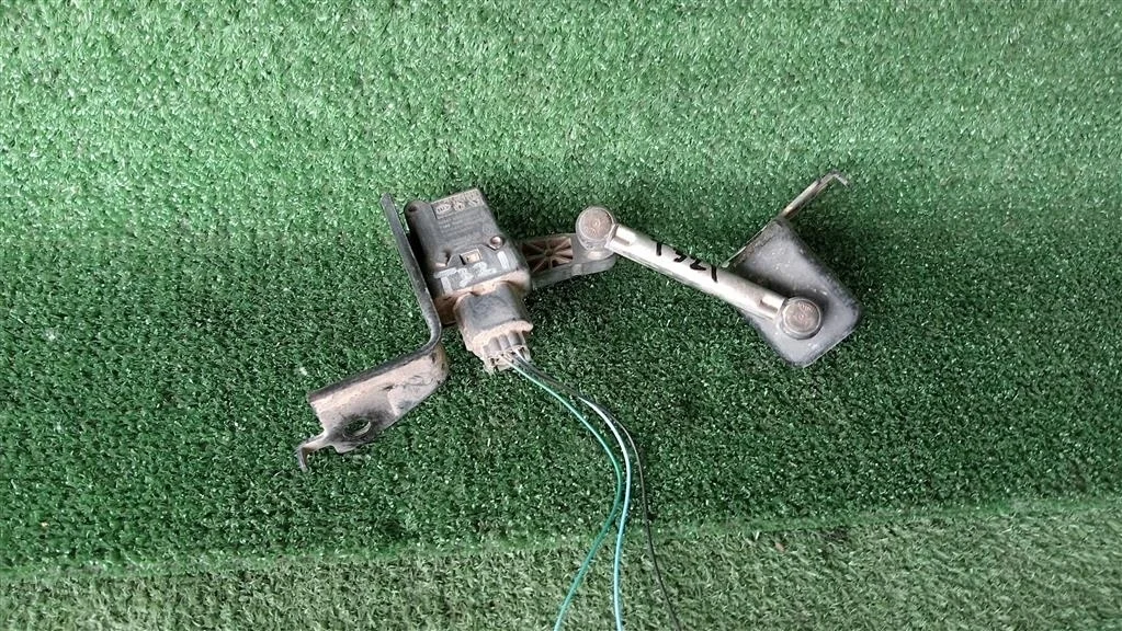 Б.у. датчик дорожного просвета NISSAN X-TRAIL T32 NISSAN X-TRAIL T32