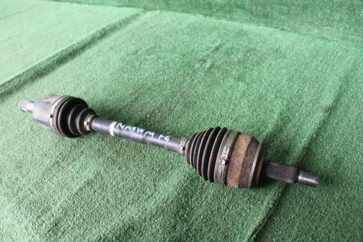 Б.у. привод MITSUBISHI GRANDIS NA4W MITSUBISHI GRANDIS NA4W