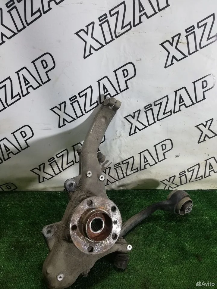 Кулак правый передний bmw x5 f15 m50dx