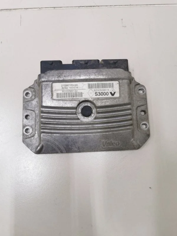 Блок управления двигателем Renault Megane 2 K4M