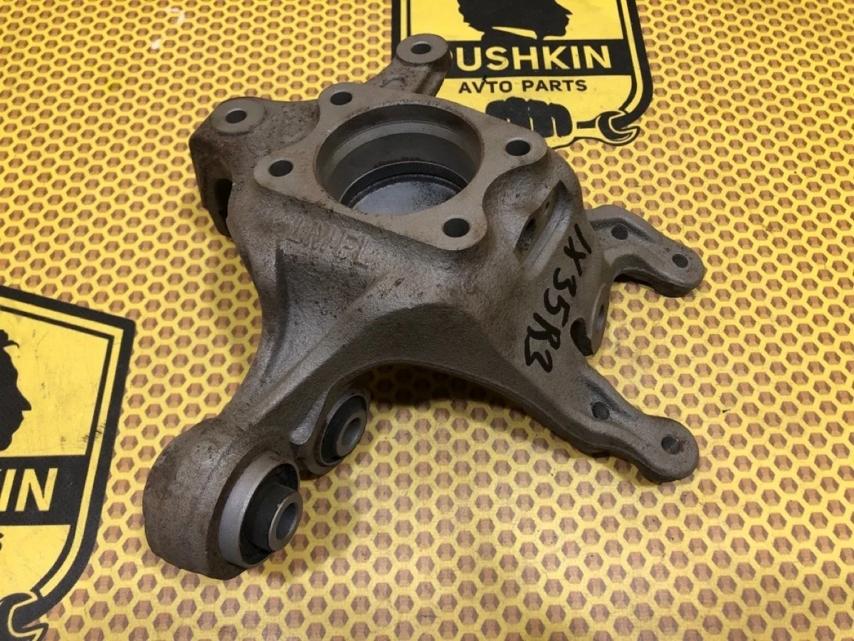 Кулак поворотный Hyundai IX35 2014 LM