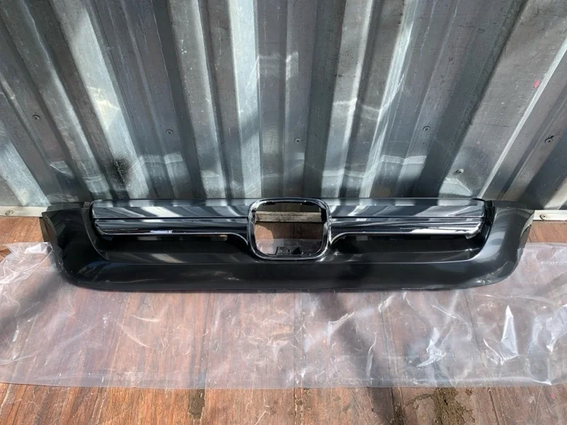 Решетка радиатора Honda CR-V 3 2007-2009