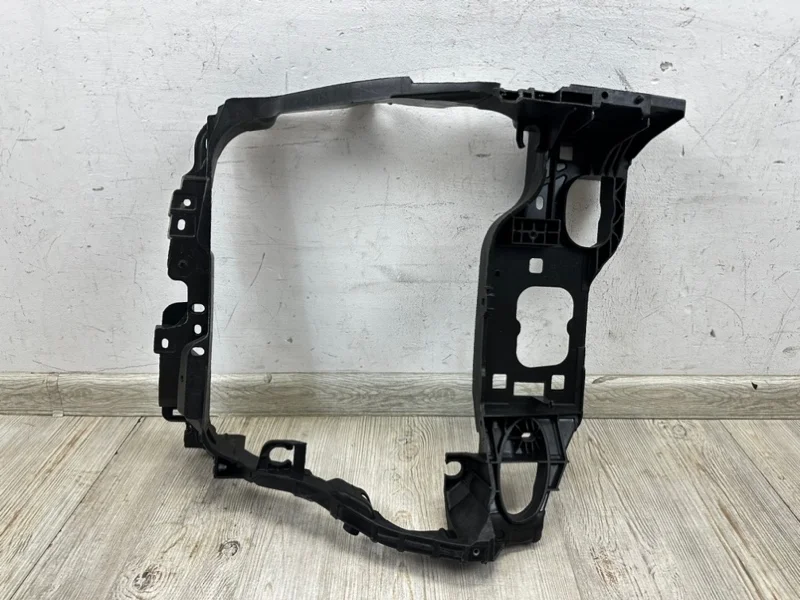 Крепление интеркулера Porsche Macan 2019- 95B