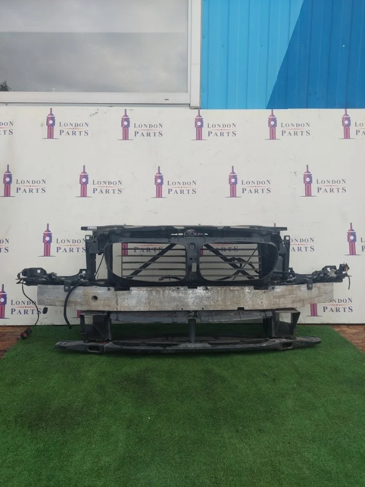 Передняя панель BMW F10
