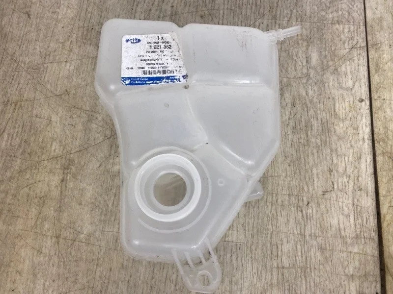 Бачок расширительный FORD FIESTA, FUSION 2002 2003 2004 2005 2006 2007 2008 2009 2010 2011 2012