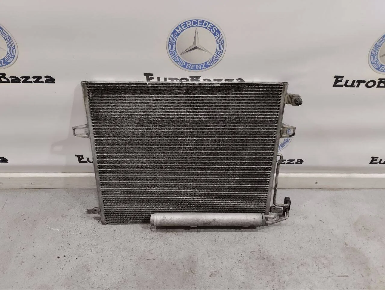 Радиатор кондиционера Mercedes W251