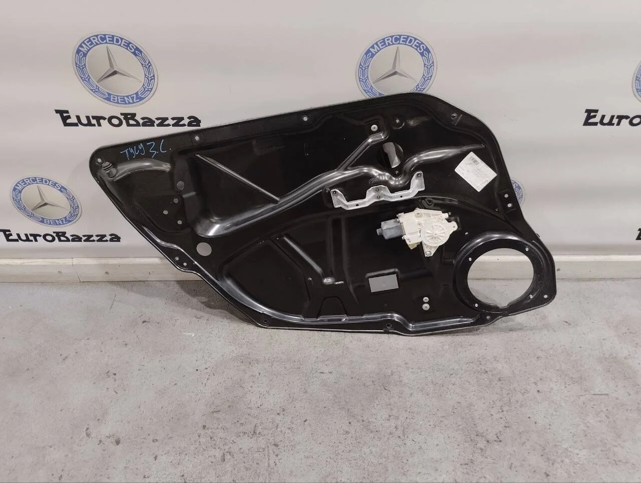 Стеклоподъемник задний левый Mercedes W251