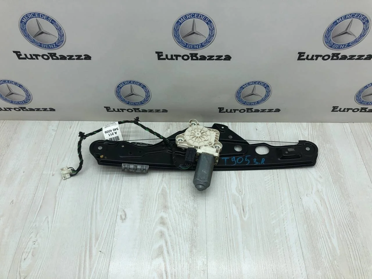 Стеклоподъемник задний правый Mercedes W211