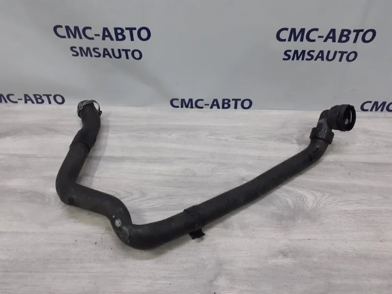 Патрубок охлаждения Volvo Xc60 32249281 XC60 2.0