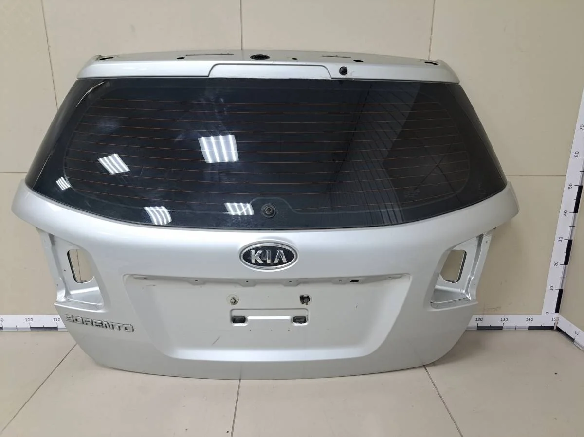 Дверь багажника со стеклом Kia Sorento XM 2009>