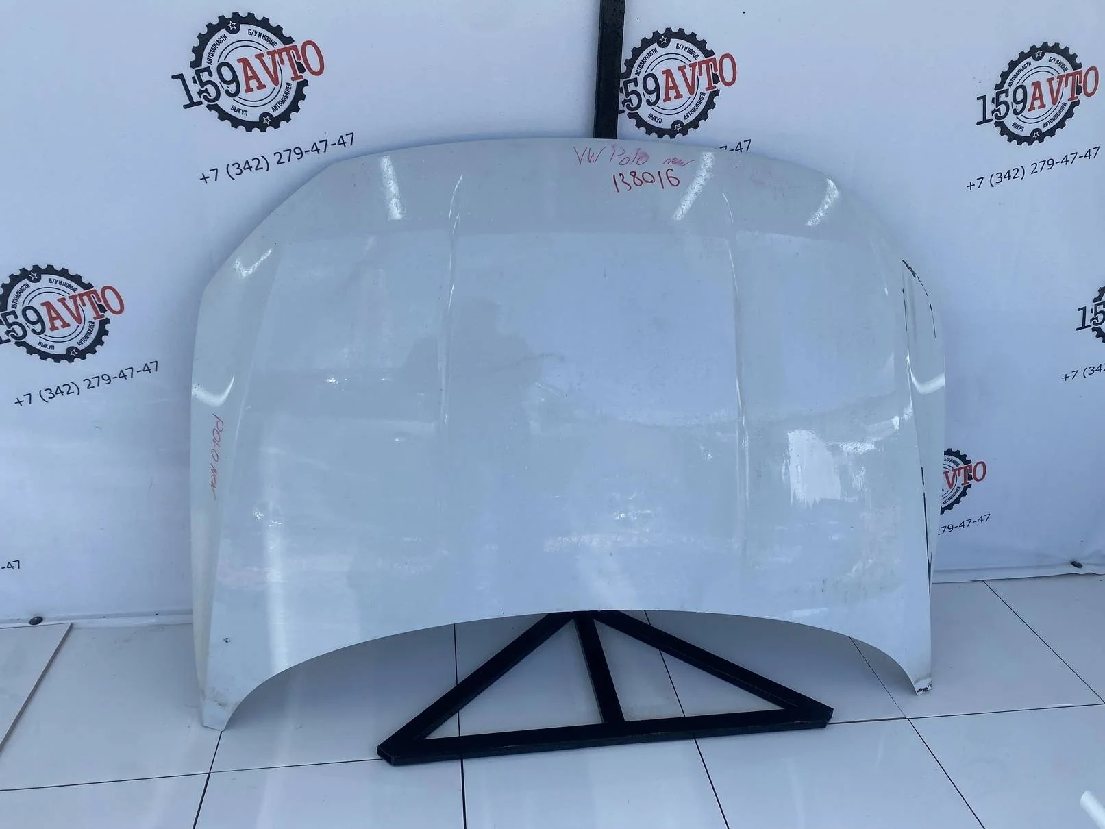 капот VW Polo Sedan 2010-2020