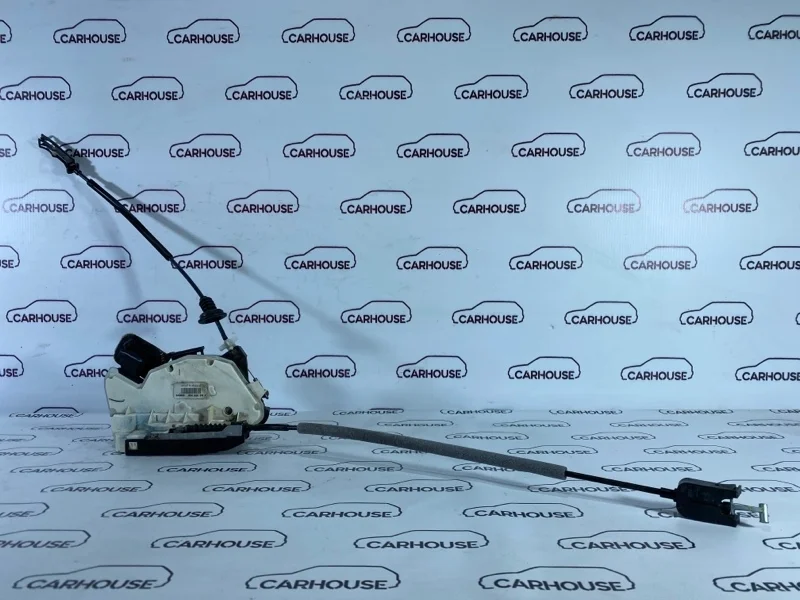 Замок двери задний правый Volkswagen Jetta 6 2014